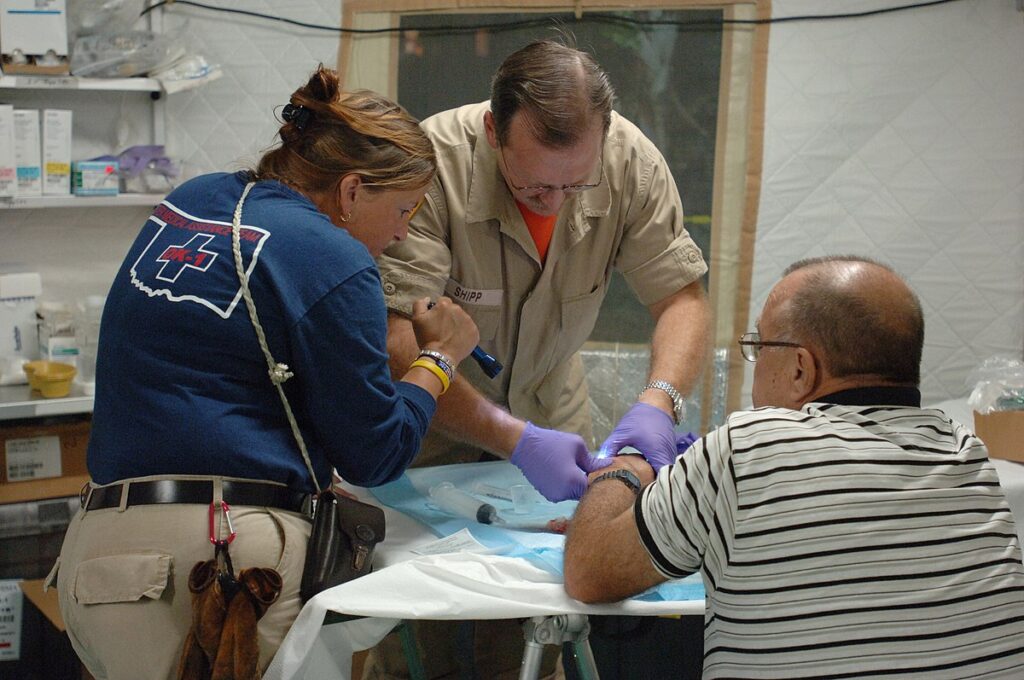First Aid and Treatment for Rear-Fanged Snake Bites