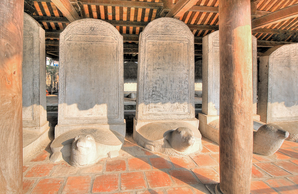 Hanoi VN - Văn Miếu - Quốc Tử Giám Temple of Literature Turtle Steles